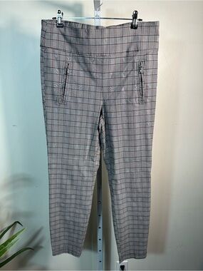 B30. Soho Black and Gray Glen Plaid Dress Pants